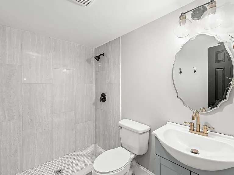 3800 Terrebonne Ct — Photo 14