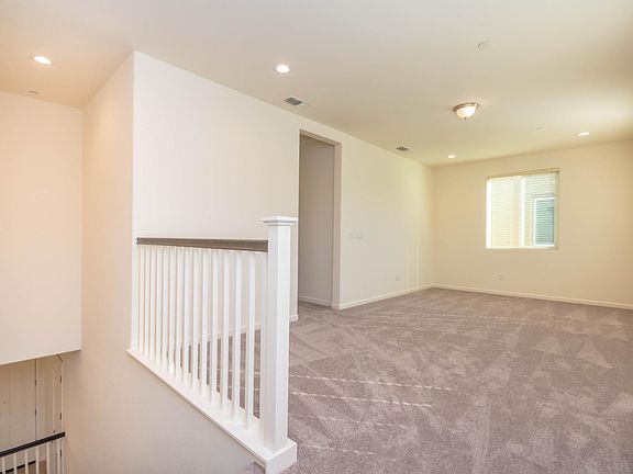 4th image of 108 Lily Bay Cir