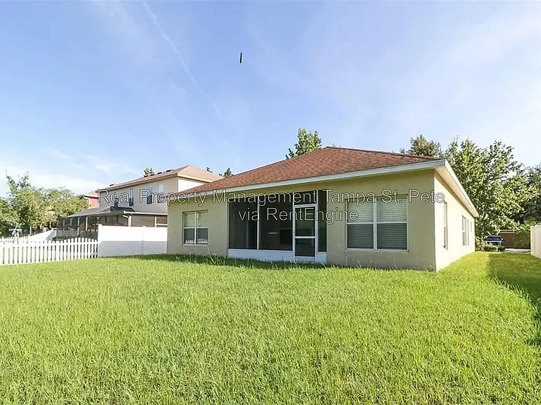 11446 Pennsville Ct — Photo 33