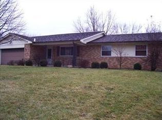 1203 Parkway Dr, Greenville, OH 45331
