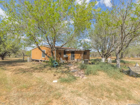 13155 Laguna, San Antonio, TX 78223