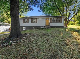 3901 N Kensington Ave, Kansas City, MO 64117