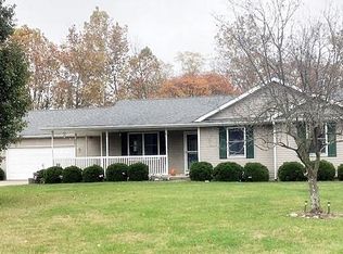45 Douglas Ln, Georgetown, OH 45121