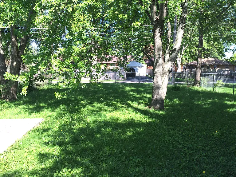 3217 Emmaus Ave — Photo 26