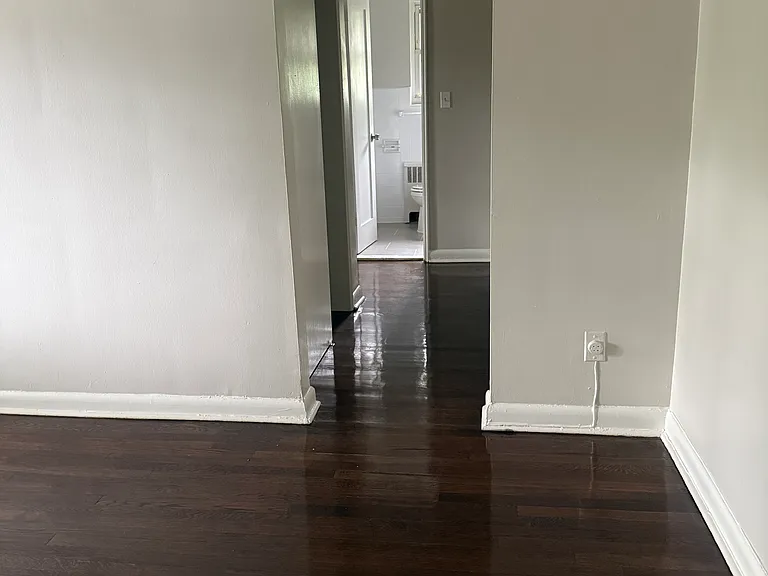 200 Broad Ave #3B — Photo 4