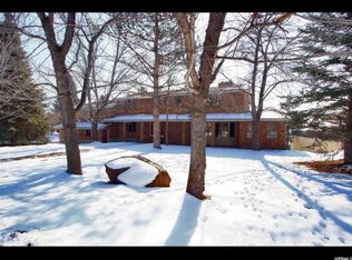 10 Apple Hill Cir, Sandy, UT 84092