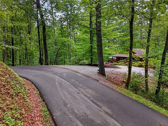 3rd image of 72 S Old Aska Rd