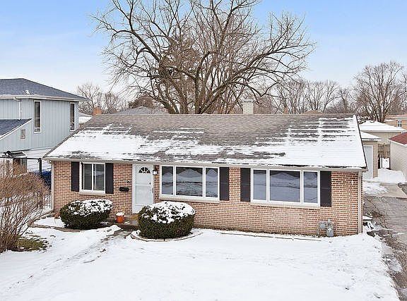2nd image of 4917 W Oak Center Dr