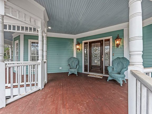 3rd image of 516 Hillside Rd