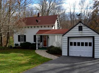 130 Beekman Rd, Hopewell Junction, NY 12533