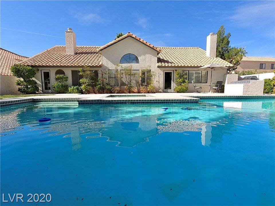 1st image of 2900 Whalers Cove Cir