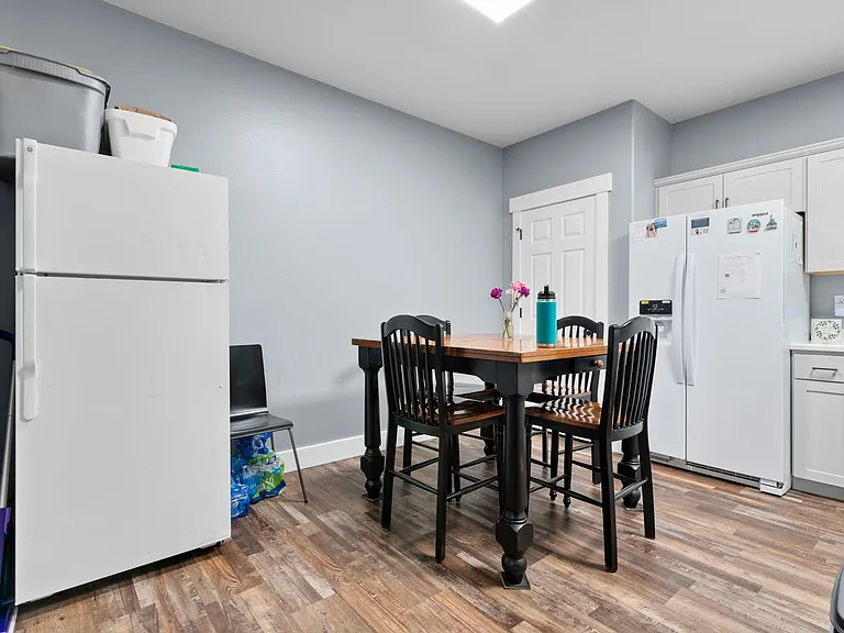 331 N Belmont Pl #235 — Photo 6