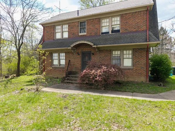743 Broad St, Wadsworth, OH 44281