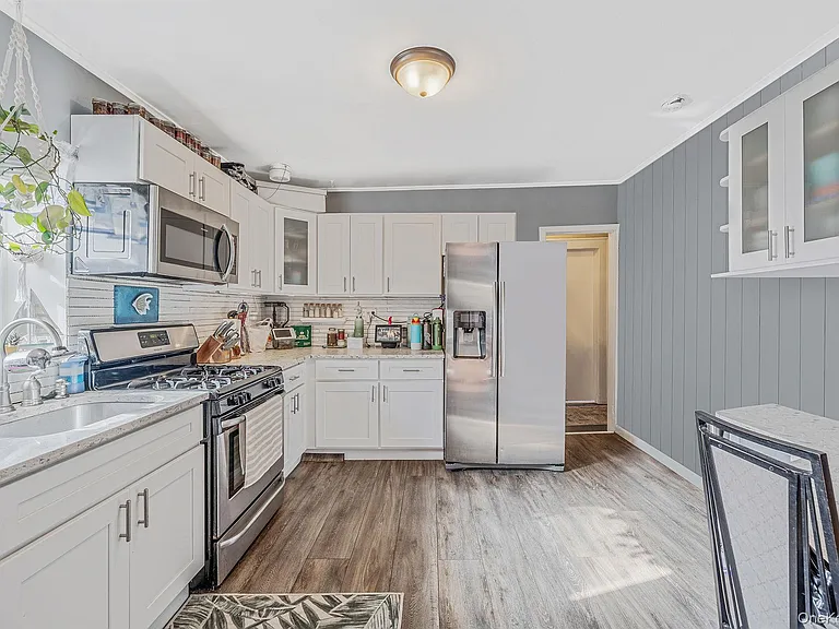 504 Fire Island Ave #2 — Photo 8