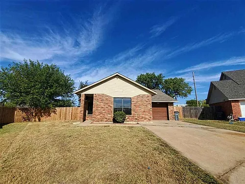 4027 SW Sunflower Ln Photo 1