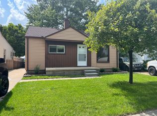 6052 Roosevelt St, Taylor, MI 48180