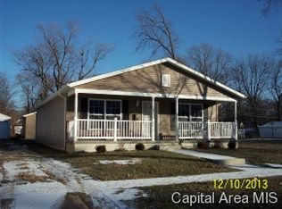 930 S 14th St, Springfield, IL 62703