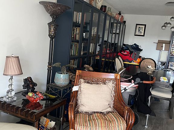 5th image of 812 Burnhamthorpe Rd W #1409