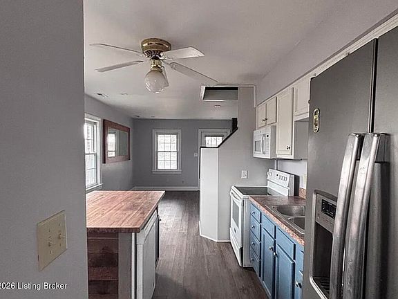 4th image of 2925 Bowman Ave
