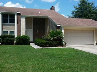 1564 Lake Christopher Dr, Virginia Beach, VA 23464
