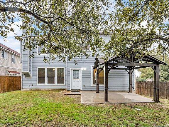 2nd image of 4903 AUGUSTA SQ