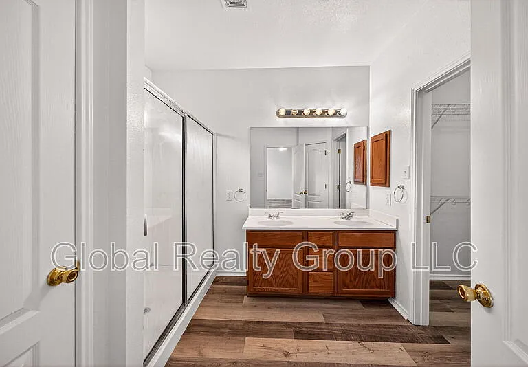 229 Spice Oak Ln — Photo 22