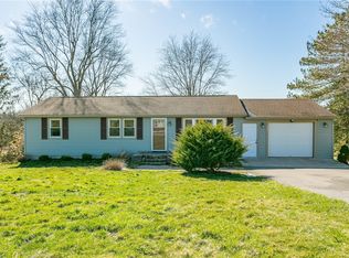 887 Johnson Rd, Palmyra, NY 14522