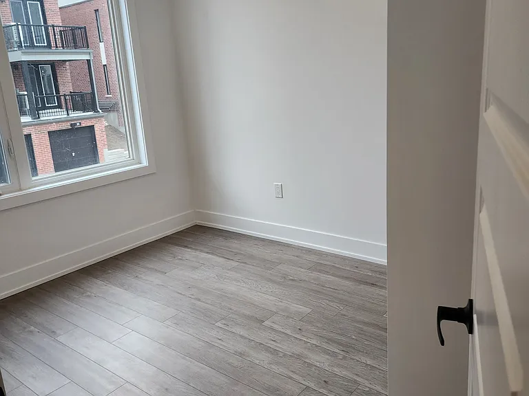 99 Roger St #33 — Photo 12