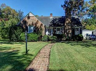 26 E 60th St, Savannah, GA 31405