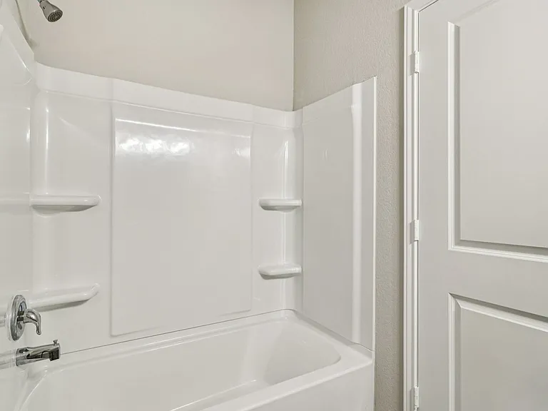 8911 FM 1560 N — Photo 13