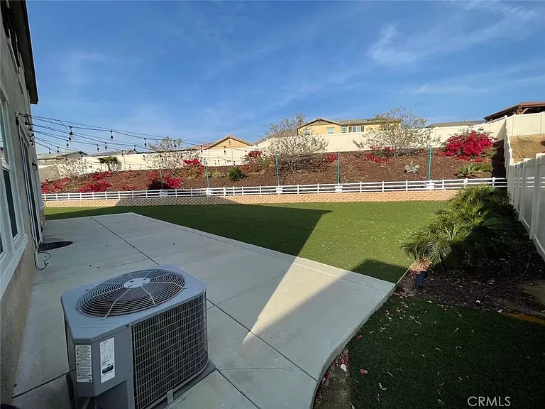 7682 Rotunda Ct — Photo 2