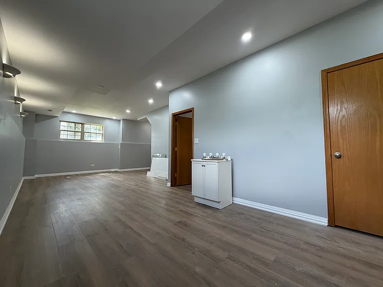 2702 W Warren Blvd #1 — Photo 12