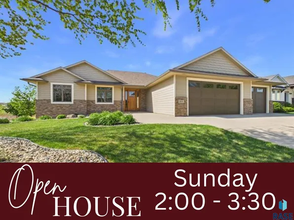 305 E 77th St, Sioux Falls, SD 57108