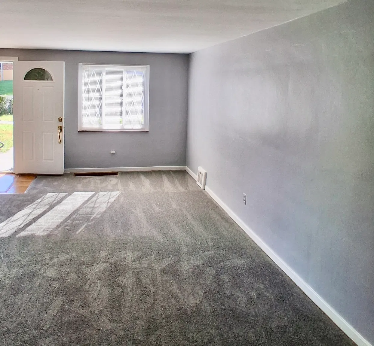 3 bed, 1092 sqft, $1,595 — Photo 3