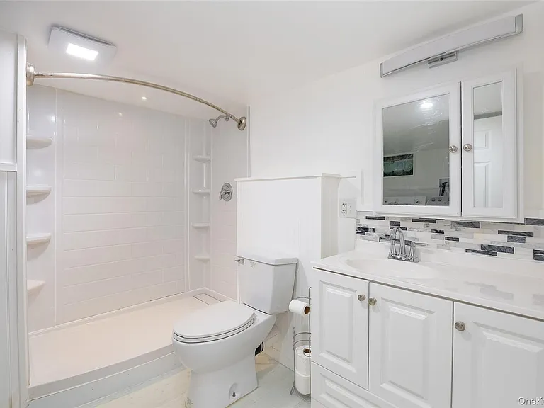46 Barnard Ave — Photo 29