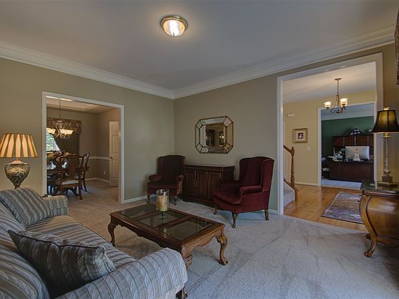 5th image of 1063 Bayswater Dr