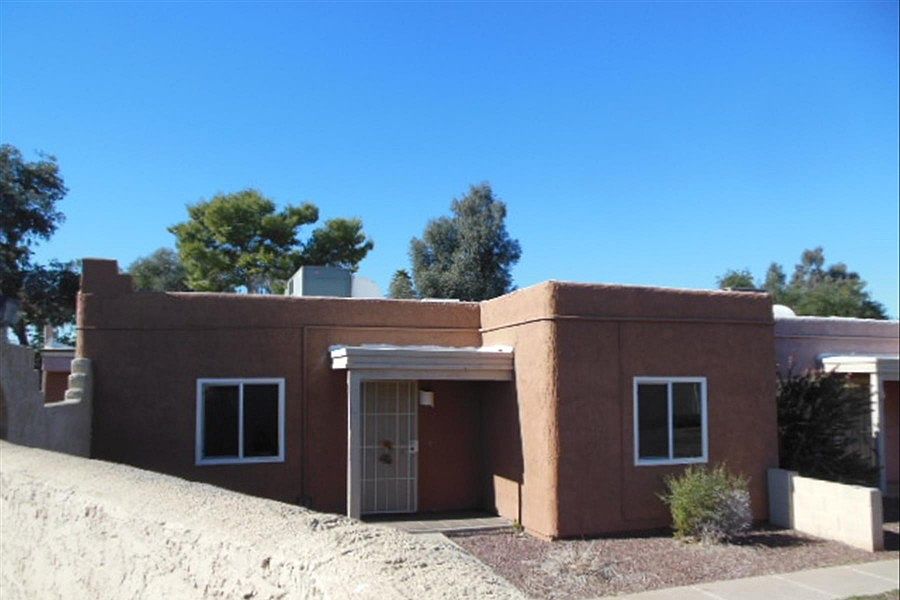 1st image of 2847 N 46th Ave APT 4E