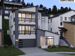 17457 Hillside Dr, West Linn, OR 97068