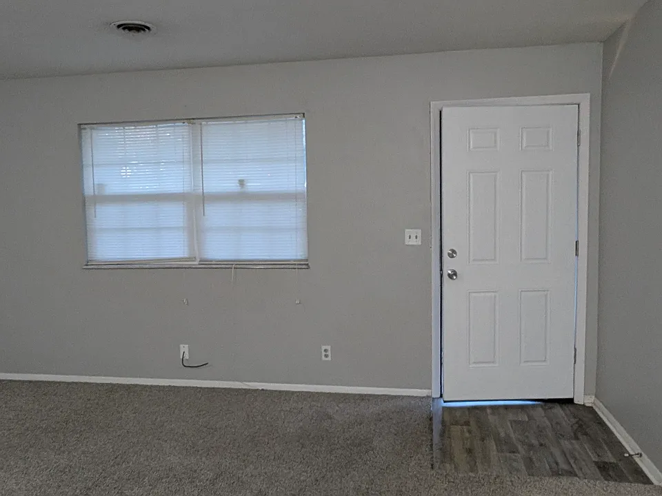 131 S Barker Ave