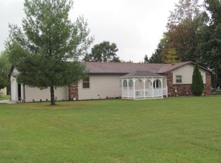 17857 E Fairfield Rd, Mount Vernon, IL 62864