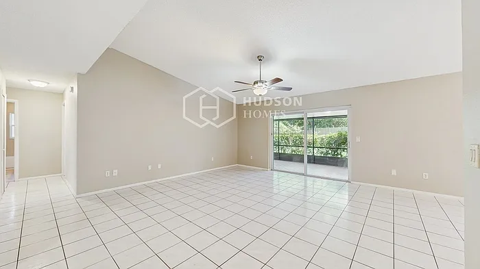 7719 Clubhouse Estates Dr — Photo 5