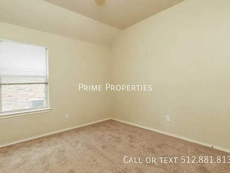 20521 Buteo St — Photo 11