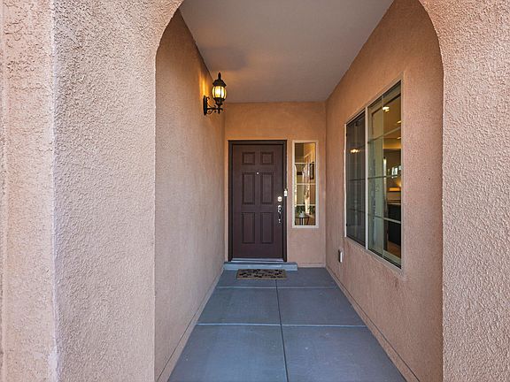 2nd image of 229 Paseo Vista Loop NE