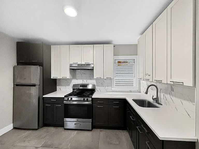 44 Clifford St #1 — Photo 8