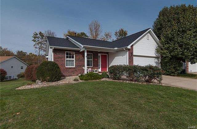 1st image of 126 Bayfield Dr