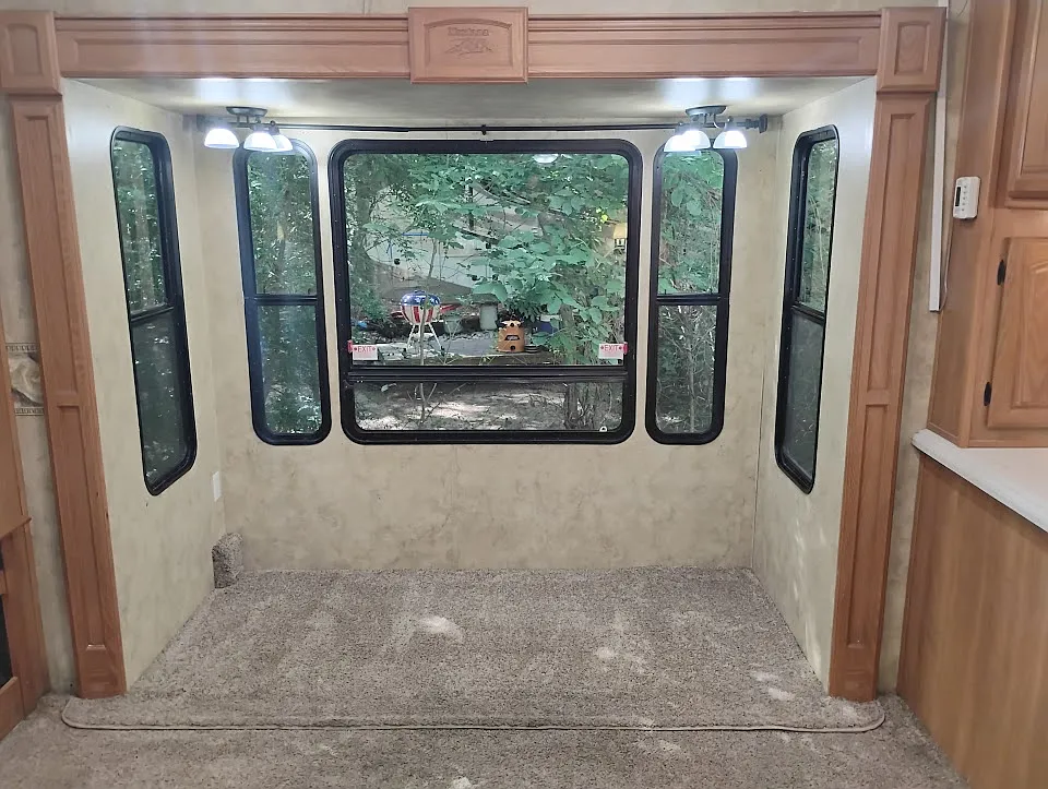 1 bed, 400 sqft, $610 — Photo 3