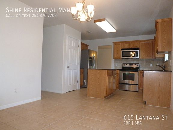 5th image of 615 Lantana St