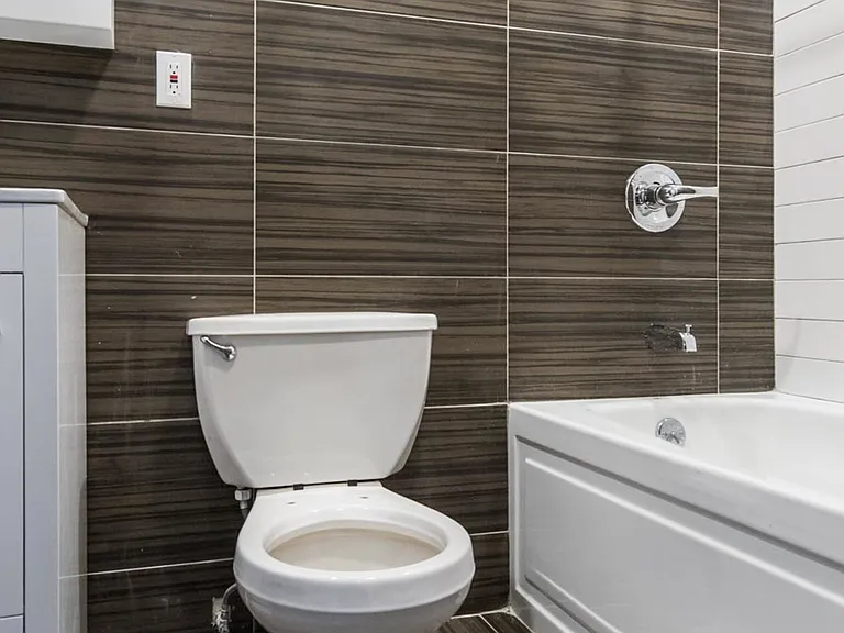 179 Stanhope St #3R — Photo 15