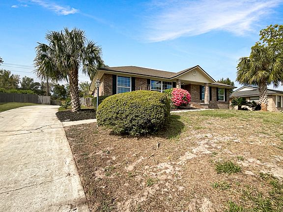 2nd image of 914 Quailridge Ct #C