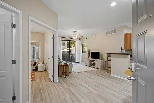 6900 E Princess Dr Photo 1